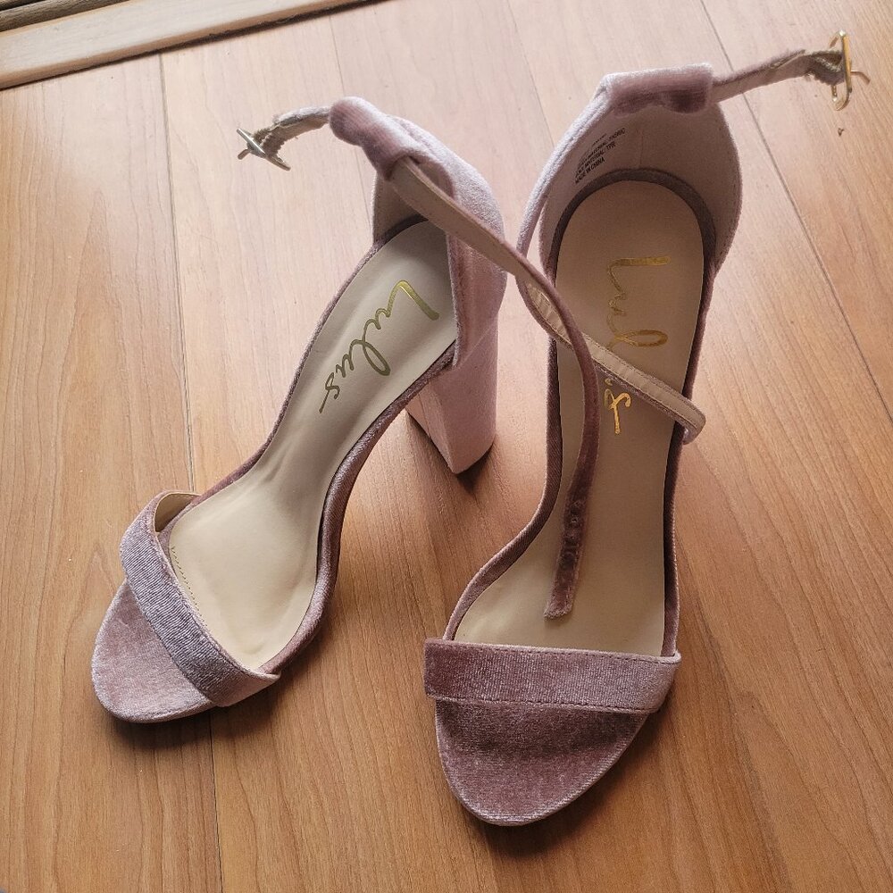 Pink suede Lulu high heels never worn